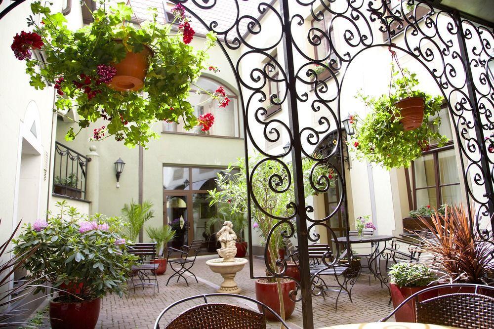 Отель Old Boutique 